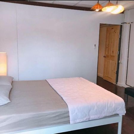 Sofia Hostel Чианг Рай Екстериор снимка