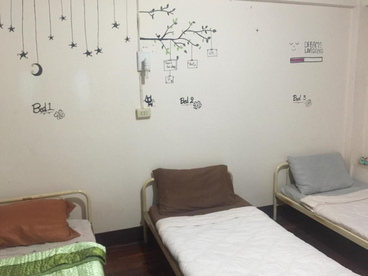 Sofia Hostel Чианг Рай Екстериор снимка