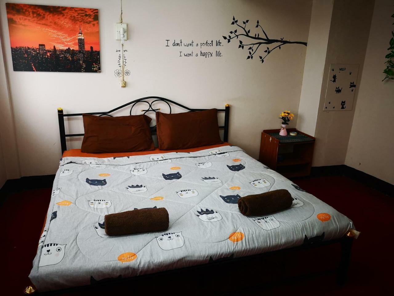 Sofia Hostel Чианг Рай Екстериор снимка