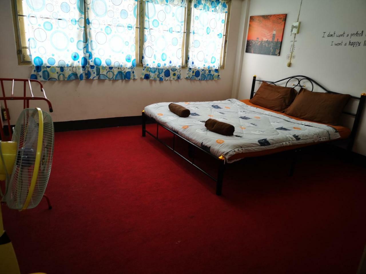 Sofia Hostel Чианг Рай Екстериор снимка