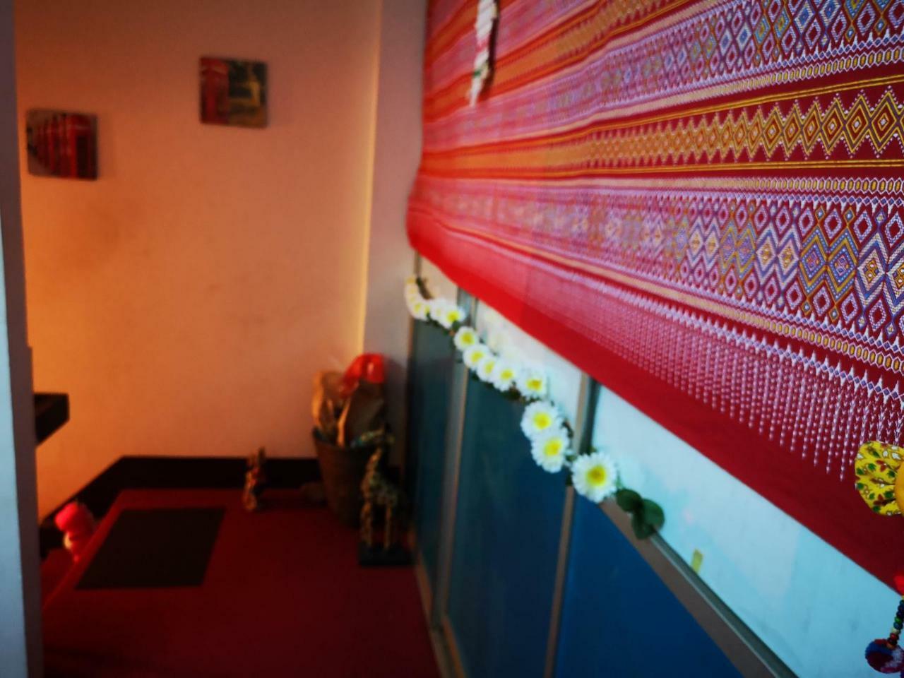 Sofia Hostel Чианг Рай Екстериор снимка