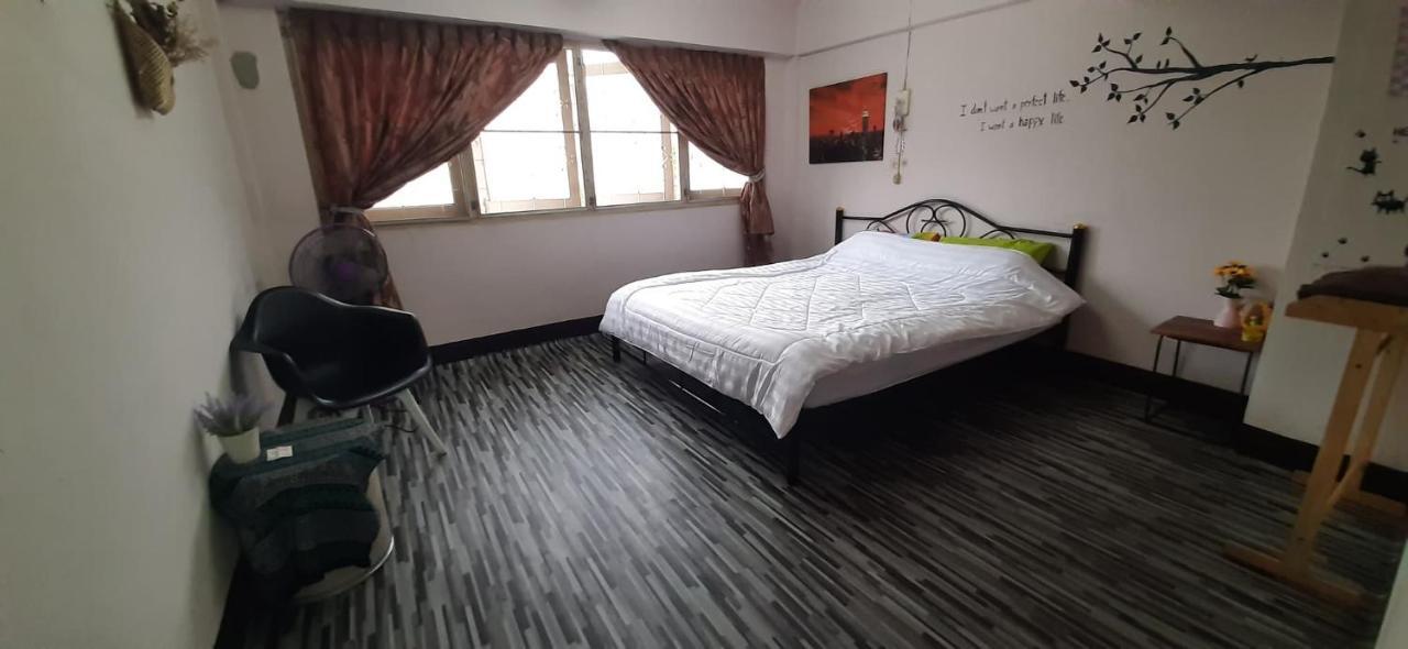 Sofia Hostel Чианг Рай Екстериор снимка